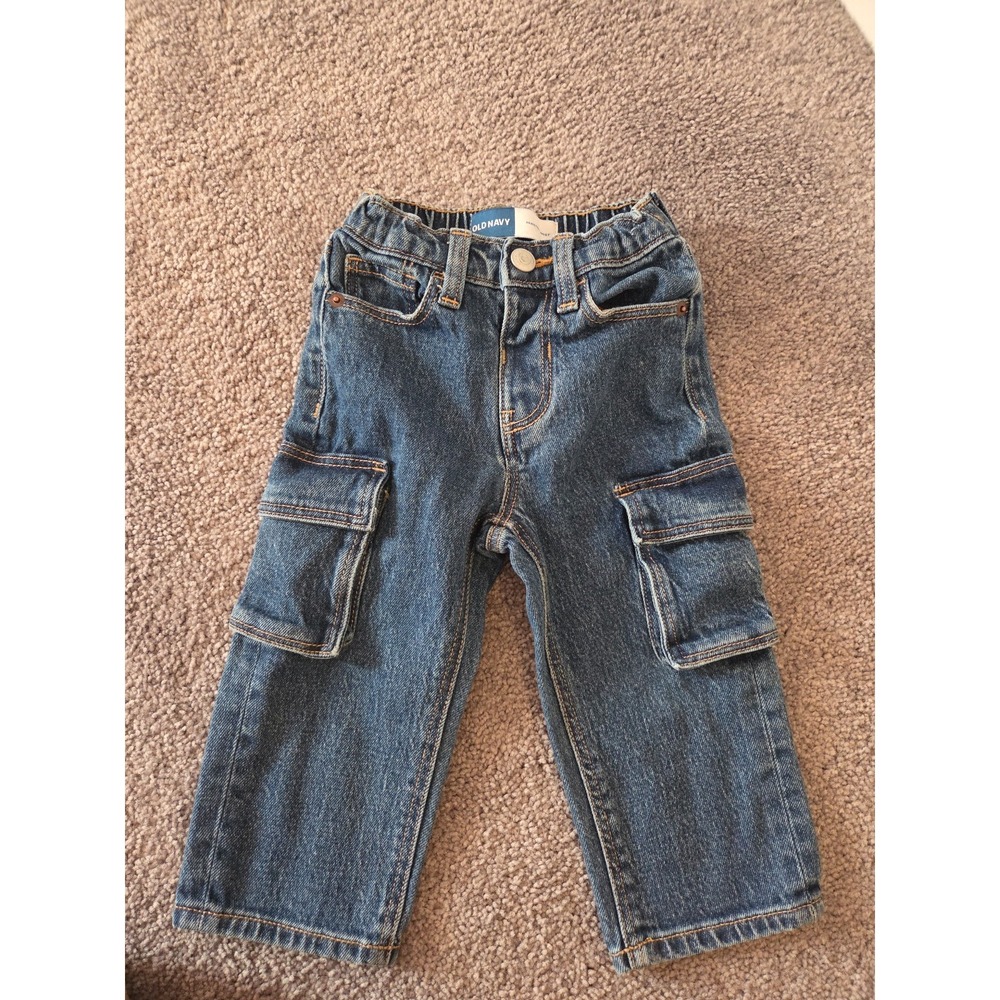 Old navy baby boy jeans 18-24‎ mos